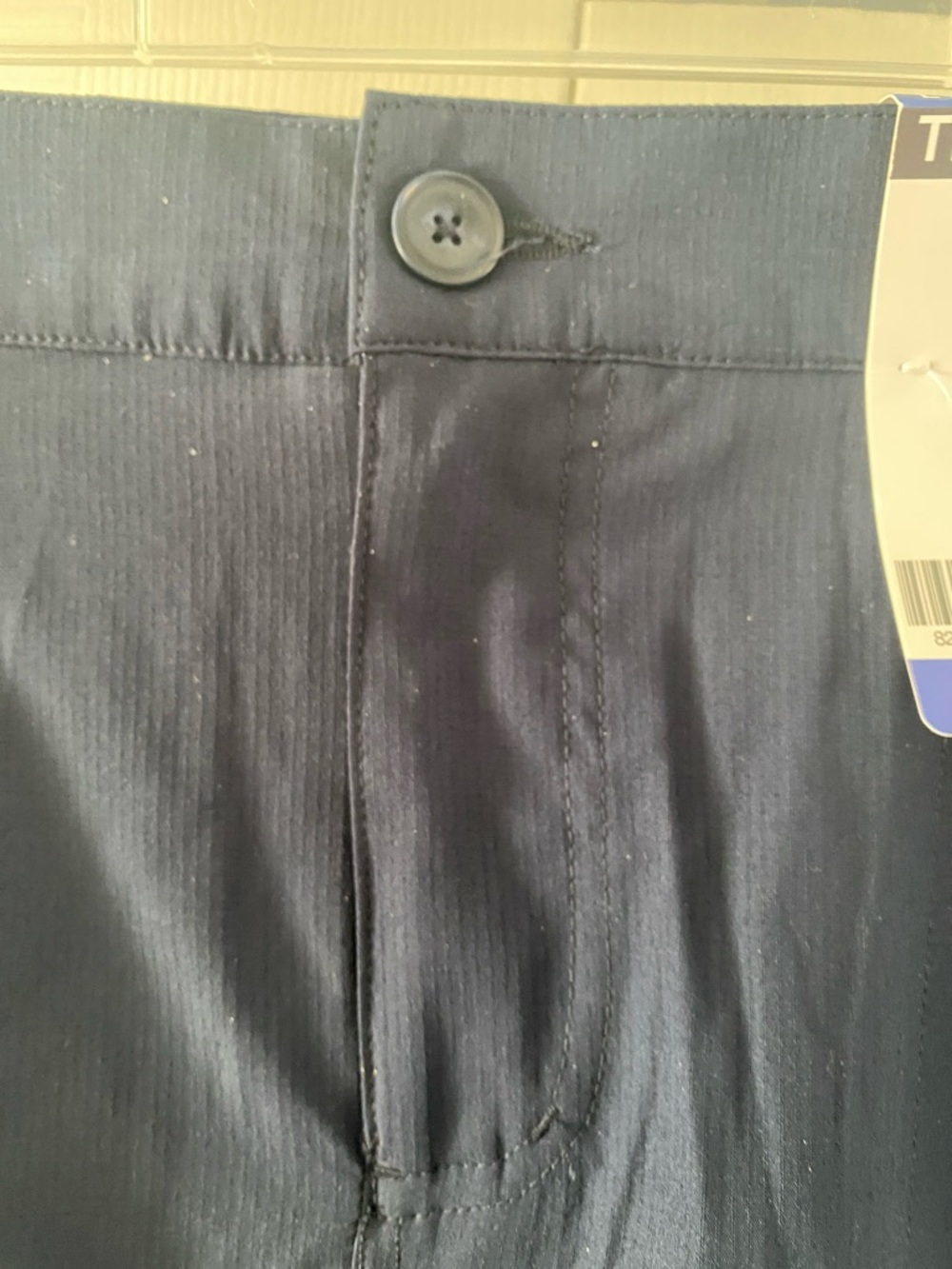 Tilley Tech Skort. Lots of Pokets - Picture 8 of 9
